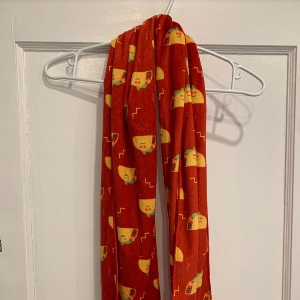 New, Never Worn - Super cute, soft El Paso Taco scarf